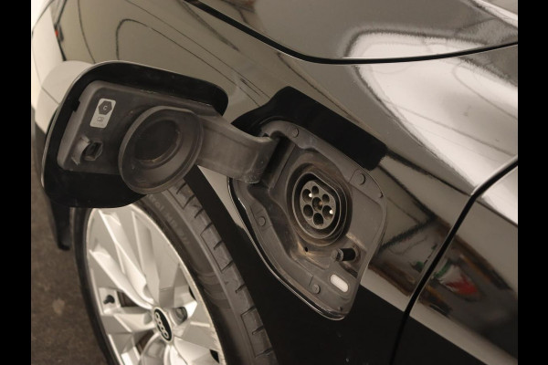 Audi A3 40 TFSI e Edition | Navigatie | Virtual Cockpit | Carplay | Climate control | Getint glas | Cruise control | Full LED | PHEV | Plug In