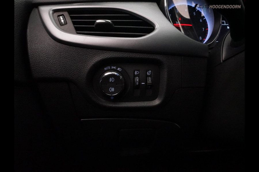 Opel Astra Sports Tourer 1.2 Business Edition (APPLE CARPLAY,LED,STUUR-STOELVERWARMING,TREKHAAK,PARKEERSENSOREN,CLIMATE,CRUISE)