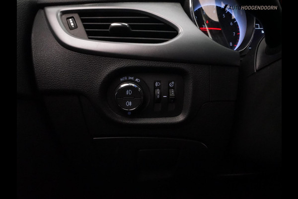 Opel Astra Sports Tourer 1.2 Business Edition (APPLE CARPLAY,LED,STUUR-STOELVERWARMING,TREKHAAK,PARKEERSENSOREN,CLIMATE,CRUISE)