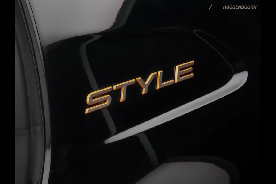 Peugeot 208 1.2 PureTech 100 Style (APPLE CARPLAY,LED,PARKEERSENSOREN,NAVIGATIE,CLIMATE,CRUISE,NIEUWE APK,TOPCONDITIE)