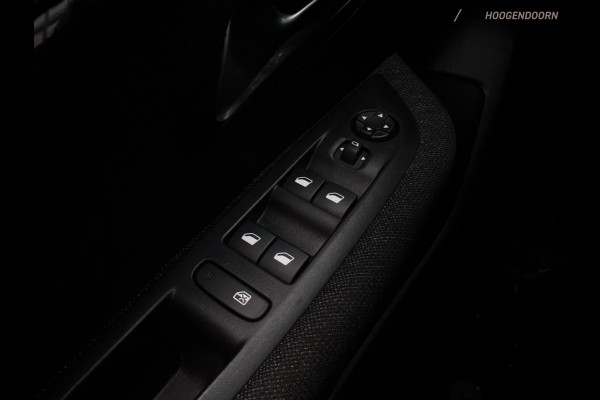 Peugeot 208 1.2 PureTech 100 Style (APPLE CARPLAY,LED,PARKEERSENSOREN,NAVIGATIE,CLIMATE,CRUISE,NIEUWE APK,TOPCONDITIE)