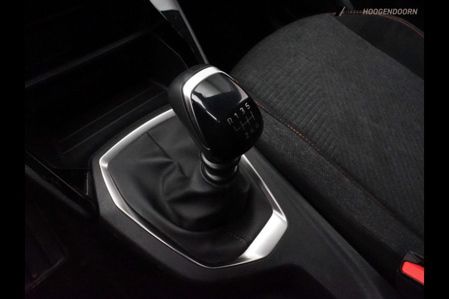 Peugeot 208 1.2 PureTech 100 Style (APPLE CARPLAY,LED,PARKEERSENSOREN,NAVIGATIE,CLIMATE,CRUISE,NIEUWE APK,TOPCONDITIE)