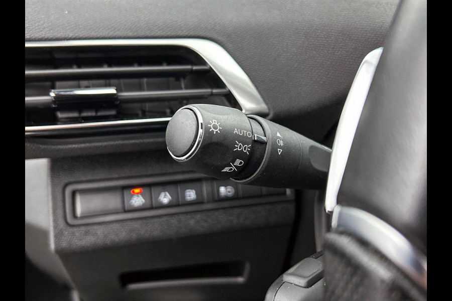 Peugeot 3008 1.6 HYbrid 225 GT PANORAMADAK | 1/2 LEER | STANDKACHEL
