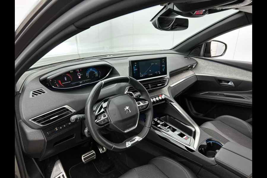 Peugeot 3008 1.6 HYbrid 225 GT PANORAMADAK | 1/2 LEER | STANDKACHEL