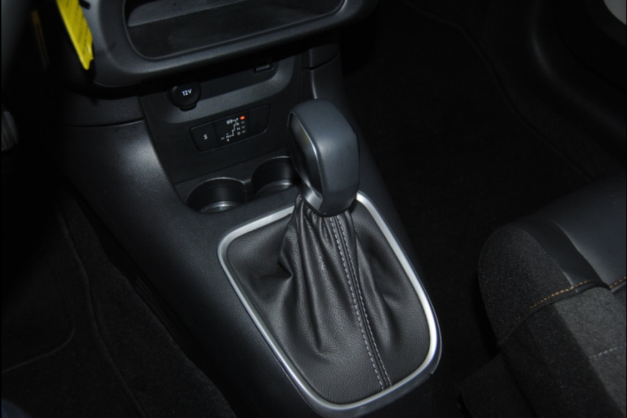 Citroën C3 1.2 PT Shine | Camera | Apple Carplay | Trekhaak