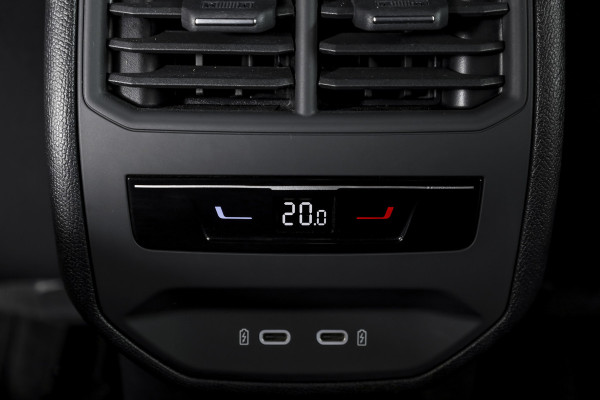 CUPRA Leon Sportstourer 1.5 TSI e-Hybrid 204 PK Business | Drive Pack | Dig. Cockpit | Adapt. Cruise | Stoel-+Stuurverw. | PDC | Camera | NAV + App. Connect | ECC | LM 18" | 9447