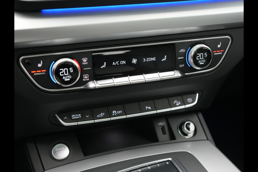 Audi Q5 50 TFSI e quattro S Line Plug In Hybrid 299pk Dealer O.H. PHEV | Panodak | 20"L.M Rotor | Apple Carplay | Lederen Sportstoelen Verwarmd | Keyless | Navigatie | Virtual |