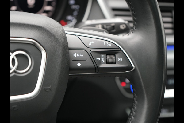 Audi Q5 50 TFSI e quattro S Line Plug In Hybrid 299pk Dealer O.H. PHEV | Panodak | 20"L.M Rotor | Apple Carplay | Lederen Sportstoelen Verwarmd | Keyless | Navigatie | Virtual |