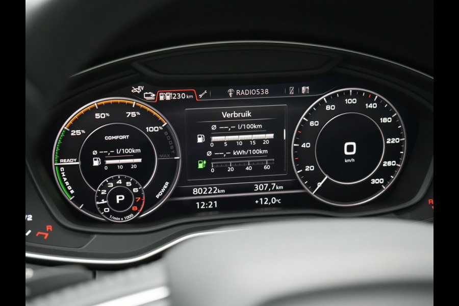 Audi Q5 50 TFSI e quattro S Line Plug In Hybrid 299pk Dealer O.H. PHEV | Panodak | 20"L.M Rotor | Apple Carplay | Lederen Sportstoelen Verwarmd | Keyless | Navigatie | Virtual |