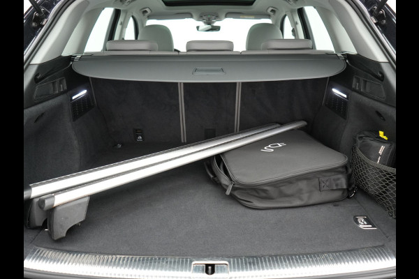 Audi Q5 50 TFSI e quattro S Line Plug In Hybrid 299pk Dealer O.H. PHEV | Panodak | 20"L.M Rotor | Apple Carplay | Lederen Sportstoelen Verwarmd | Keyless | Navigatie | Virtual |