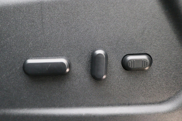 Ford Transit Custom 300 2.0 TDCI L2H1 DC 2x Schuifdeur, Leer, Camera, Cruise, Apple Carplay, PDC, Trekhaak, 16''