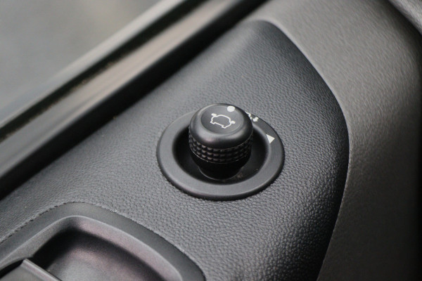 Ford Transit Custom 300 2.0 TDCI L2H1 DC 2x Schuifdeur, Leer, Camera, Cruise, Apple Carplay, PDC, Trekhaak, 16''