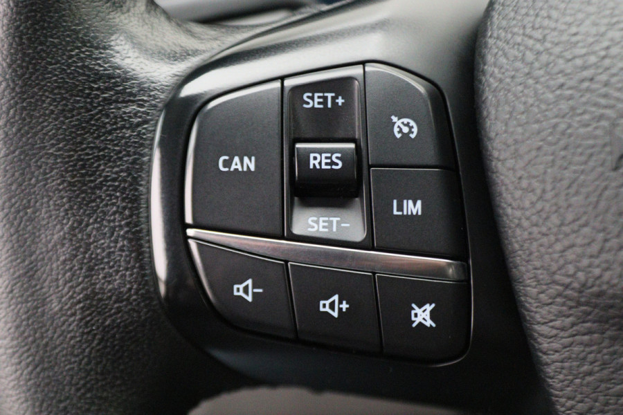 Ford Transit Custom 300 2.0 TDCI L2H1 DC 2x Schuifdeur, Leer, Camera, Cruise, Apple Carplay, PDC, Trekhaak, 16''