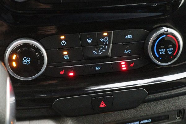 Ford Transit Custom 300 2.0 TDCI L2H1 DC 2x Schuifdeur, Leer, Camera, Cruise, Apple Carplay, PDC, Trekhaak, 16''