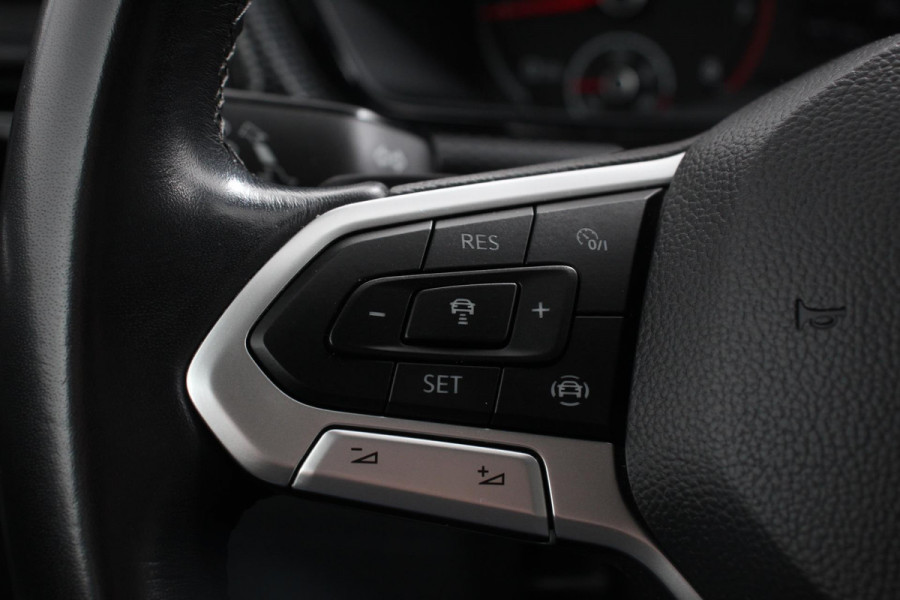 Volkswagen T-Cross 1.0 TSI 115pk DSG Life Plus | Navigatie | Apple Carplay/ Android Auto | Climate Control | Adaptive Cruise Control | Lane/Side Assist | Camera | Stoelverwarming |
