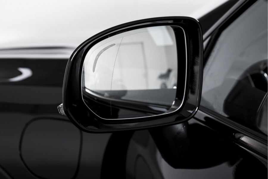 Volvo XC60 2.0 T6 Plug-in hybrid AWD Plus Black Edition | S/K-Panodak | Dig. Cockpit | Adapt. Cruise | Memory Stoelen | Elek. Klep | Stoel-+stuurverw. | 360 Camera | NAV+App. Connect | ECC | LM 21" | 2762