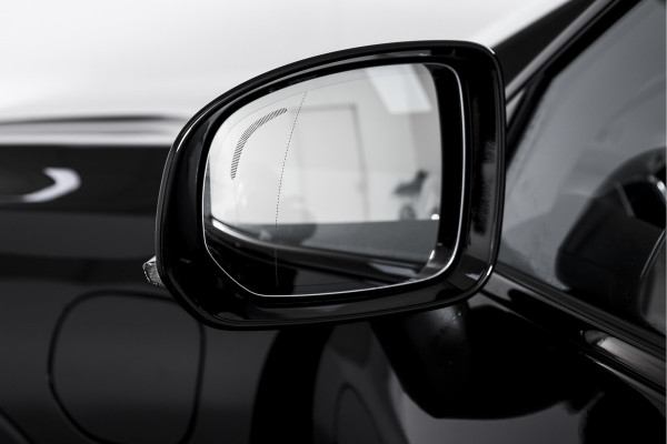 Volvo XC60 2.0 T6 Plug-in hybrid AWD Plus Black Edition | S/K-Panodak | Dig. Cockpit | Adapt. Cruise | Memory Stoelen | Elek. Klep | Stoel-+stuurverw. | 360 Camera | NAV+App. Connect | ECC | LM 21" | 2762