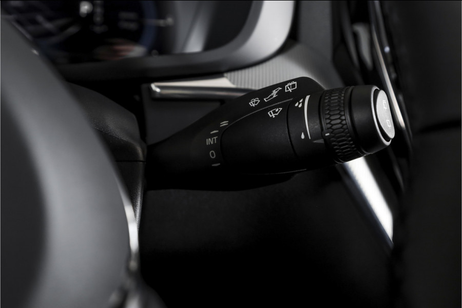 Volvo XC60 2.0 T6 Plug-in hybrid AWD Plus Black Edition | S/K-Panodak | Dig. Cockpit | Adapt. Cruise | Memory Stoelen | Elek. Klep | Stoel-+stuurverw. | 360 Camera | NAV+App. Connect | ECC | LM 21" | 2762