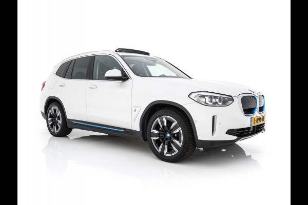 BMW iX3 Executive 80 kWh [ 3-Fase ] { SOH-96% } (INCL.BTW) Aut. *PANO | FULL-LEATHER | ADAPTIVE-CRUISE | FULL-LED | BLIND-SPOT | MEMORY-PACK | DIGI-COCKPIT | HEATED-COMFORTSEATS | CAMERA | DAB+ | NAVI-FULLMAP | 19''ALU*