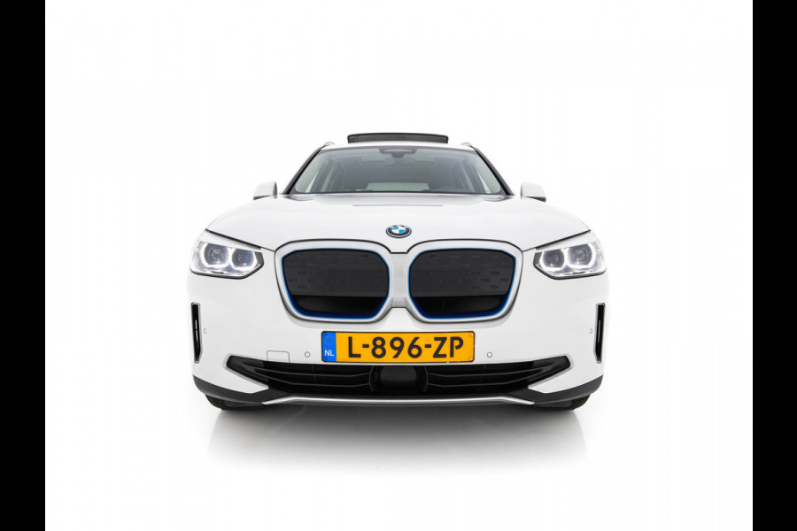 BMW iX3 Executive 80 kWh [ 3-Fase ] { SOH-96% } (INCL.BTW) Aut. *PANO | FULL-LEATHER | ADAPTIVE-CRUISE | FULL-LED | BLIND-SPOT | MEMORY-PACK | DIGI-COCKPIT | HEATED-COMFORTSEATS | CAMERA | DAB+ | NAVI-FULLMAP | 19''ALU*