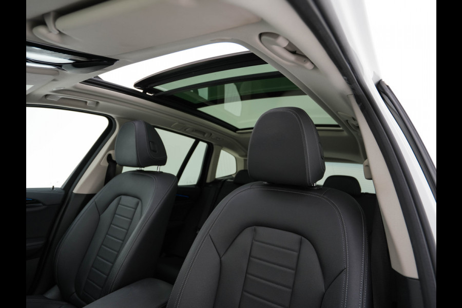 BMW iX3 Executive 80 kWh [ 3-Fase ] { SOH-96% } (INCL.BTW) Aut. *PANO | FULL-LEATHER | ADAPTIVE-CRUISE | FULL-LED | BLIND-SPOT | MEMORY-PACK | DIGI-COCKPIT | HEATED-COMFORTSEATS | CAMERA | DAB+ | NAVI-FULLMAP | 19''ALU*