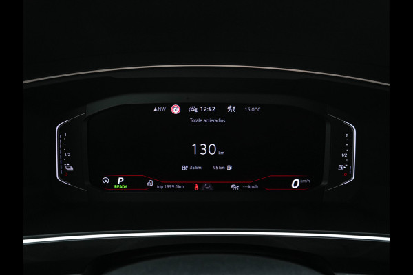 Volkswagen Tiguan 1.4 TSI R-Line Business+ (Plug-in) (INCL-BTW) Aut. *PANO | FULL-LED | ADAPTIVE-CRUISE | DIGI-COCKPIT | HEATED-COMFORTSEATS | NAV-FULLMAP | DAB+ | TOWBAR | PRIVACY-GLASS | ECC | PDC | 19''ALU
