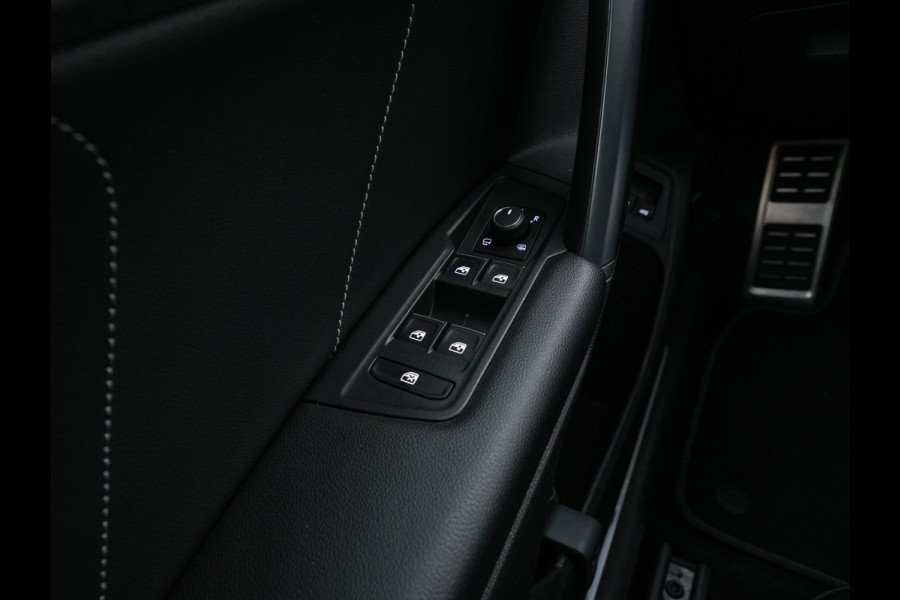 Volkswagen Tiguan 1.4 TSI R-Line Business+ (Plug-in) (INCL-BTW) Aut. *PANO | FULL-LED | ADAPTIVE-CRUISE | DIGI-COCKPIT | HEATED-COMFORTSEATS | NAV-FULLMAP | DAB+ | TOWBAR | PRIVACY-GLASS | ECC | PDC | 19''ALU