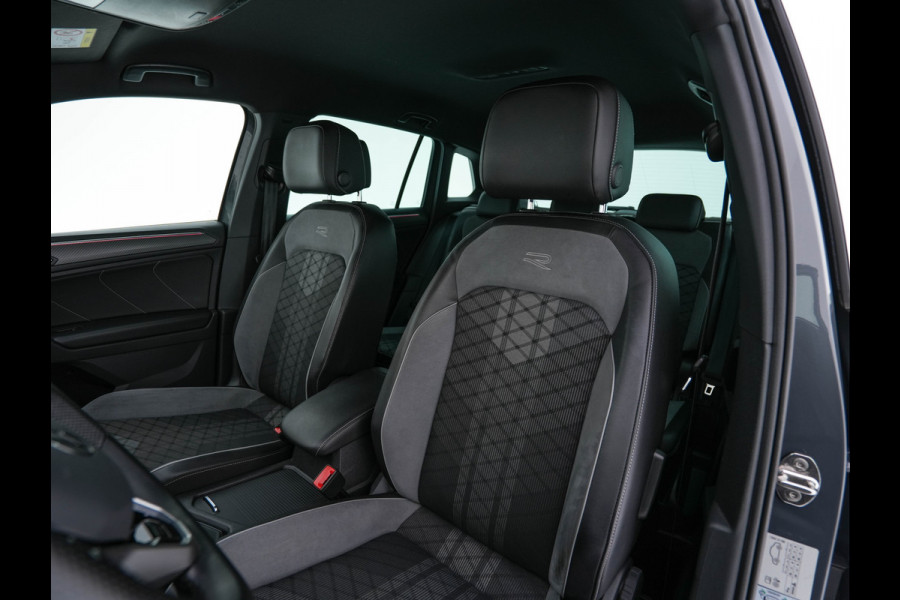 Volkswagen Tiguan 1.4 TSI R-Line Business+ (Plug-in) (INCL-BTW) Aut. *PANO | FULL-LED | ADAPTIVE-CRUISE | DIGI-COCKPIT | HEATED-COMFORTSEATS | NAV-FULLMAP | DAB+ | TOWBAR | PRIVACY-GLASS | ECC | PDC | 19''ALU