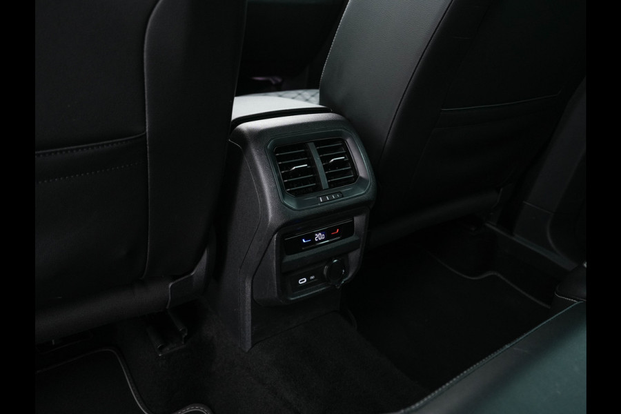 Volkswagen Tiguan 1.4 TSI R-Line Business+ (Plug-in) (INCL-BTW) Aut. *PANO | FULL-LED | ADAPTIVE-CRUISE | DIGI-COCKPIT | HEATED-COMFORTSEATS | NAV-FULLMAP | DAB+ | TOWBAR | PRIVACY-GLASS | ECC | PDC | 19''ALU