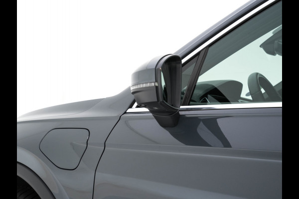 Volkswagen Tiguan 1.4 TSI R-Line Business+ (Plug-in) (INCL-BTW) Aut. *PANO | FULL-LED | ADAPTIVE-CRUISE | DIGI-COCKPIT | HEATED-COMFORTSEATS | NAV-FULLMAP | DAB+ | TOWBAR | PRIVACY-GLASS | ECC | PDC | 19''ALU