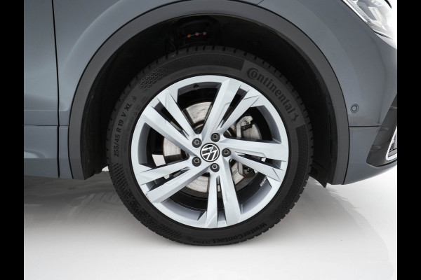 Volkswagen Tiguan 1.4 TSI R-Line Business+ (Plug-in) (INCL-BTW) Aut. *PANO | FULL-LED | ADAPTIVE-CRUISE | DIGI-COCKPIT | HEATED-COMFORTSEATS | NAV-FULLMAP | DAB+ | TOWBAR | PRIVACY-GLASS | ECC | PDC | 19''ALU