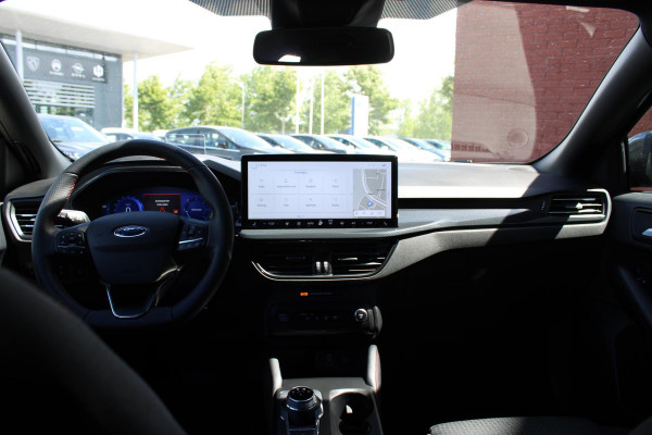 Ford FOCUS Wagon 1.5 EcoBlue ST Line X Automaat | Adaptive cruise control | Winter Pack | Trekhaak | Elektrische achterklep | BTW verrekenbaar | All season banden
