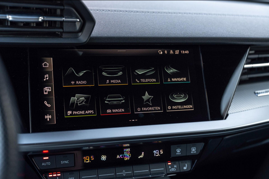 Audi A3 Sportback 40 TFSI e Business Edition 204 PK Aut. 3x S-Line Adaptive Keyless Sfeerverlichting Black Optic Camera 18''