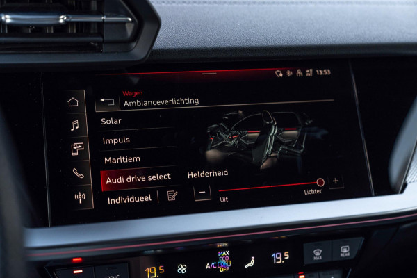 Audi A3 Sportback 40 TFSI e Business Edition 204 PK Aut. 3x S-Line Adaptive Keyless Sfeerverlichting Black Optic Camera 18''