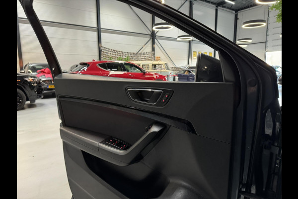 Seat Ateca 1.5 TSI FR Business Intense Garantie Trekhaak 360 Camera Carplay Beats Virtual Dash Sfeer Cruise Navi Clima Rijklaar