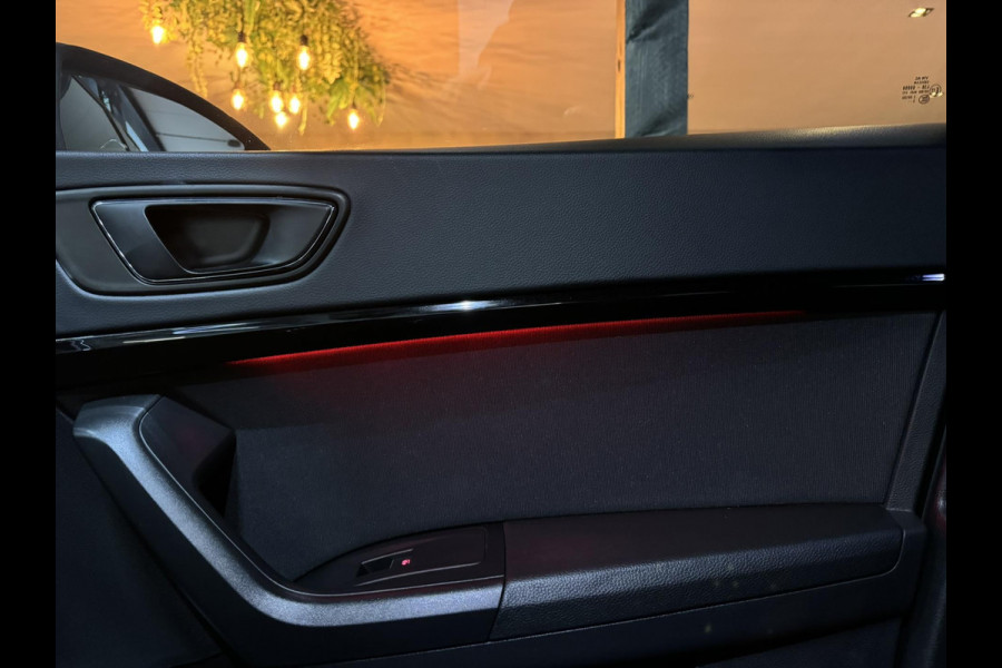 Seat Ateca 1.5 TSI FR Business Intense Garantie Trekhaak 360 Camera Carplay Beats Virtual Dash Sfeer Cruise Navi Clima Rijklaar