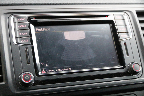 Volkswagen Transporter 2.0 TDI 150 | L2H1 | Trekhaak | Navi | Cruise | Airco..