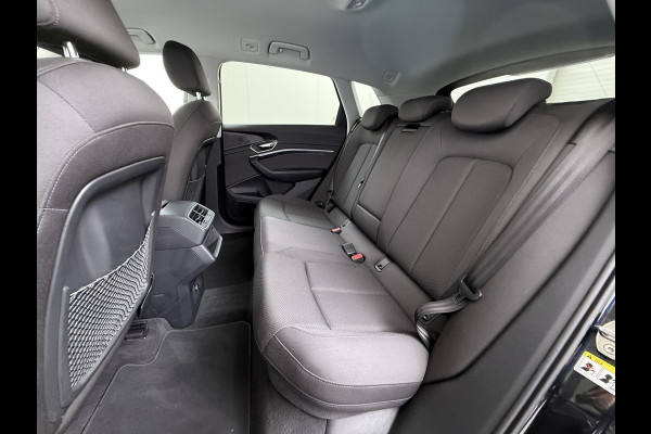 Audi e-tron 50 Quattro Business Edition 71kWh SOH 91% Navi Ecc Memory Camera DAB Pdc Stoelverwarming Elek.Stoelen Led Elek. Achterklep Lmv Privacy Glas Keyless Origineel Nederlandse Auto