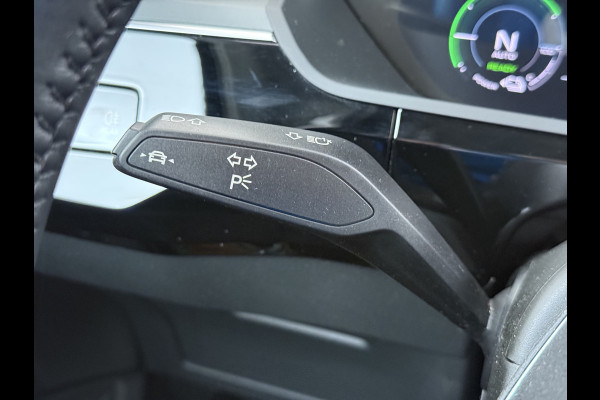 Audi e-tron 50 Quattro Business Edition 71kWh SOH 91% Navi Ecc Memory Camera DAB Pdc Stoelverwarming Elek.Stoelen Led Elek. Achterklep Lmv Privacy Glas Keyless Origineel Nederlandse Auto