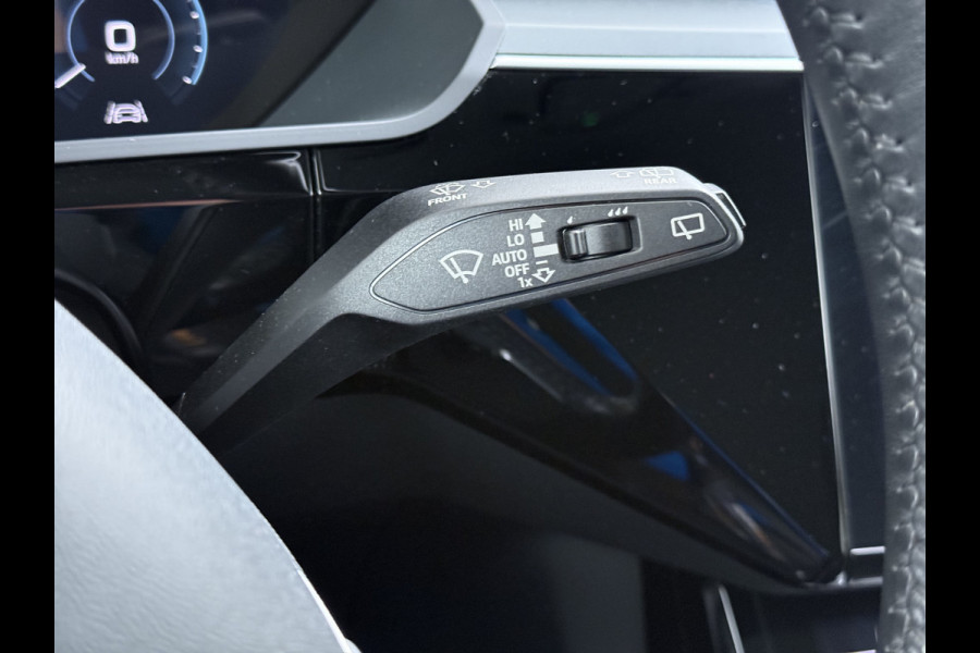 Audi e-tron 50 Quattro Business Edition 71kWh SOH 91% Navi Ecc Memory Camera DAB Pdc Stoelverwarming Elek.Stoelen Led Elek. Achterklep Lmv Privacy Glas Keyless Origineel Nederlandse Auto