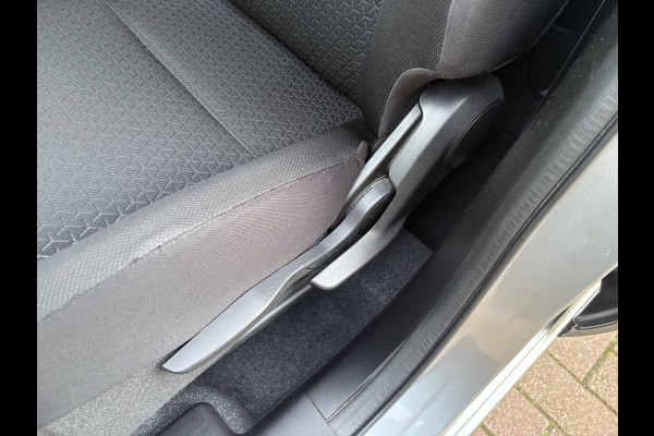 Suzuki Swift 1.2 90pk Select 5-drs. CAMERA/CARPLAY/AIRCO/LED/STOELVERW./16INCH