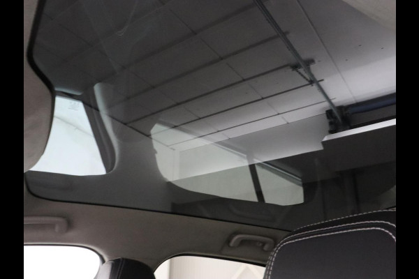 Jaguar I-PACE EV400 HSE 90 kWh | Panoramadak | Head-Up | Luchtvering | 360 Camera | Stoelverwarming | Adaptive cruise | Matrix LED | Carplay | Leder | Meridian Surround | Navigatie | Park Assist