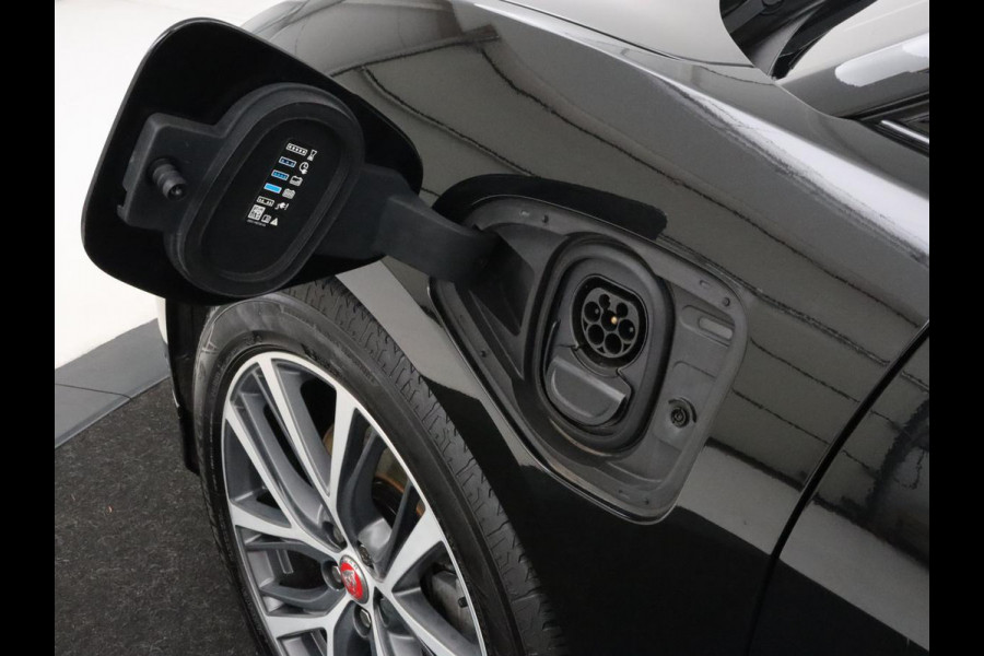 Jaguar I-PACE EV400 HSE 90 kWh | Panoramadak | Head-Up | Luchtvering | 360 Camera | Stoelverwarming | Adaptive cruise | Matrix LED | Carplay | Leder | Meridian Surround | Navigatie | Park Assist