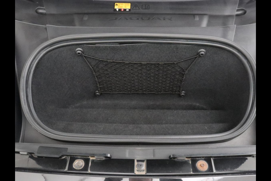 Jaguar I-PACE EV400 HSE 90 kWh | Panoramadak | Head-Up | Luchtvering | 360 Camera | Stoelverwarming | Adaptive cruise | Matrix LED | Carplay | Leder | Meridian Surround | Navigatie | Park Assist