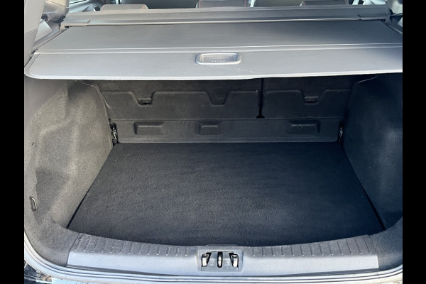 Ford Kuga 1.5 EcoB. ST Line TREKHAAK! WINTERPACK! XENON!