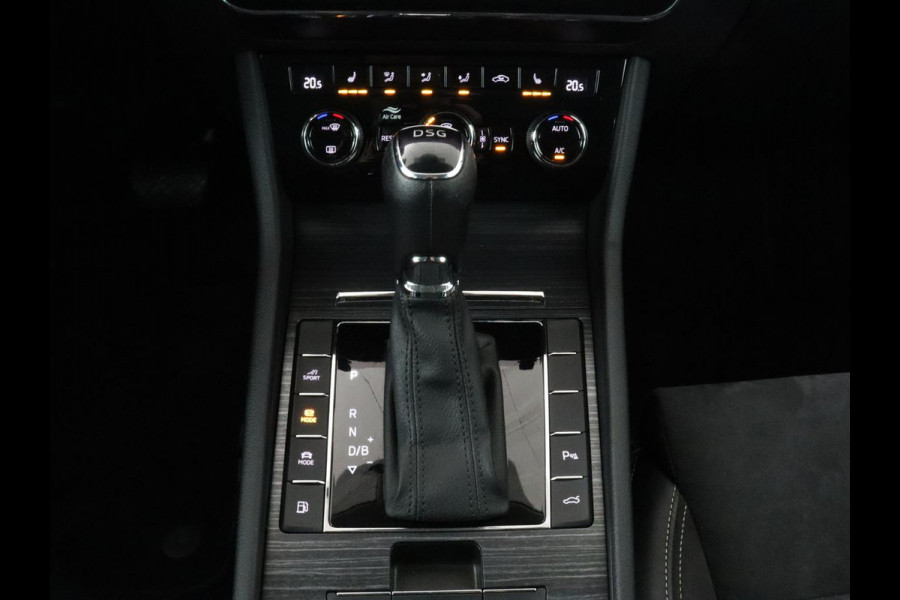 Škoda Superb 1.4 TSI iV Business Edition Plus | Trekhaak | Leder/Alcantara | Adaptive cruise | Stoelverwarming | Canton Sound | Camera | Carplay | Navigatie | Keyless | Full LED | Virtual Cockpit | PHEV | Plug In