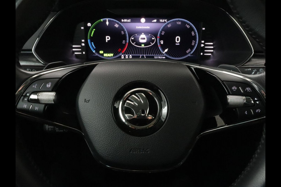 Škoda Superb 1.4 TSI iV Business Edition Plus | Trekhaak | Leder/Alcantara | Adaptive cruise | Stoelverwarming | Canton Sound | Camera | Carplay | Navigatie | Keyless | Full LED | Virtual Cockpit | PHEV | Plug In