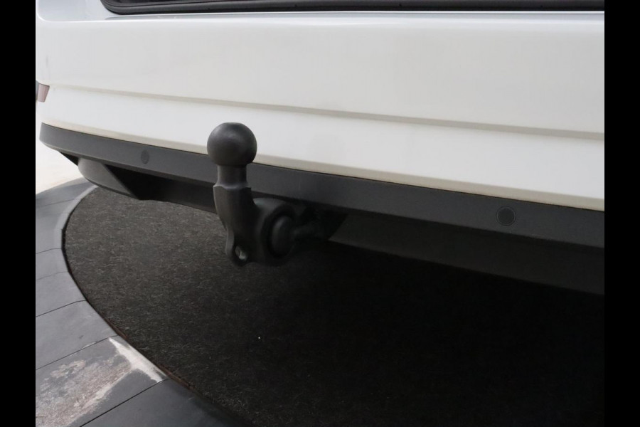 Škoda Superb 1.4 TSI iV Business Edition Plus | Trekhaak | Leder/Alcantara | Adaptive cruise | Stoelverwarming | Canton Sound | Camera | Carplay | Navigatie | Keyless | Full LED | Virtual Cockpit | PHEV | Plug In