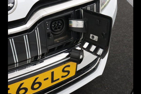Škoda Superb 1.4 TSI iV Business Edition Plus | Trekhaak | Leder/Alcantara | Adaptive cruise | Stoelverwarming | Canton Sound | Camera | Carplay | Navigatie | Keyless | Full LED | Virtual Cockpit | PHEV | Plug In