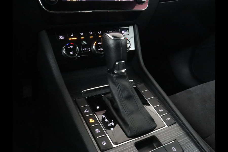 Škoda Superb 1.4 TSI iV Business Edition Plus | Trekhaak | Leder/Alcantara | Adaptive cruise | Stoelverwarming | Canton Sound | Camera | Carplay | Navigatie | Keyless | Full LED | Virtual Cockpit | PHEV | Plug In